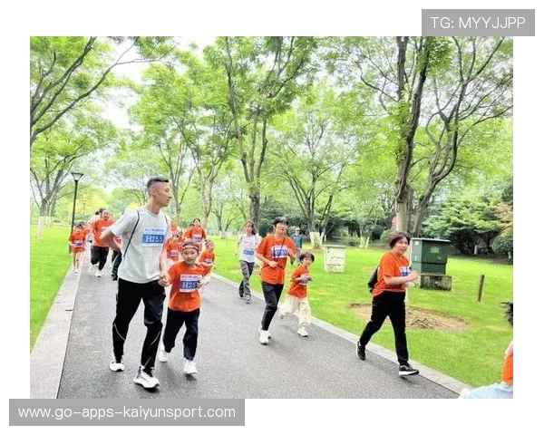 亲子跑：扶着完赛的温情，2020亲子跑